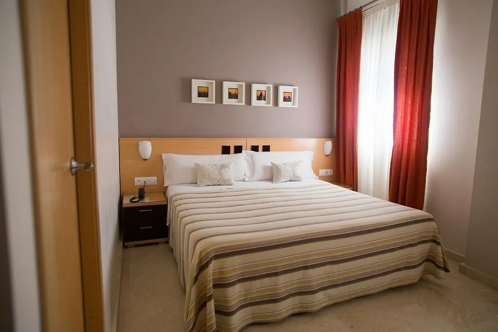 Hostal Albero By Eme Hoteles contacts